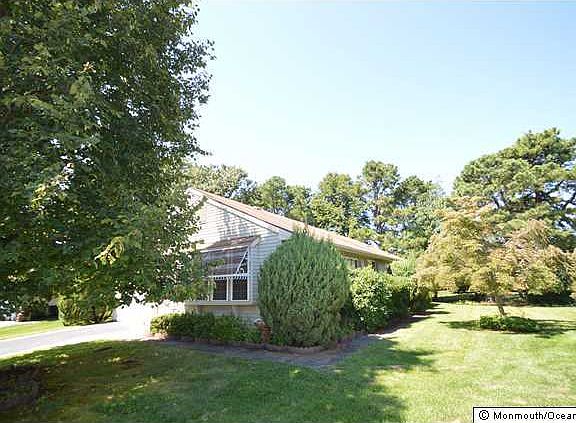 2nd image of 4 Foxboro Court