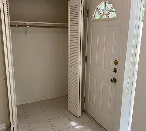 2nd image of 3214 Crosscreek Dr APT 101