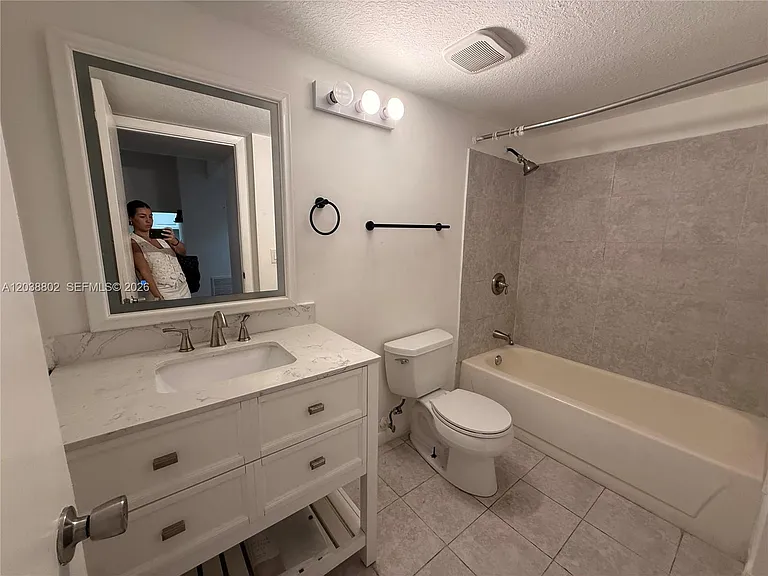 4501 W McNab Rd #10 — Photo 11