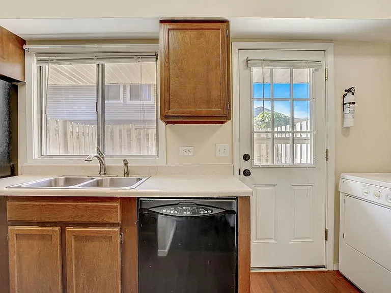 1441 Bear Flag Dr — Photo 12