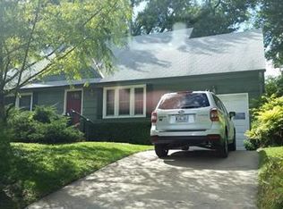 2820 S Hawthorne Ave, Independence, MO 64052