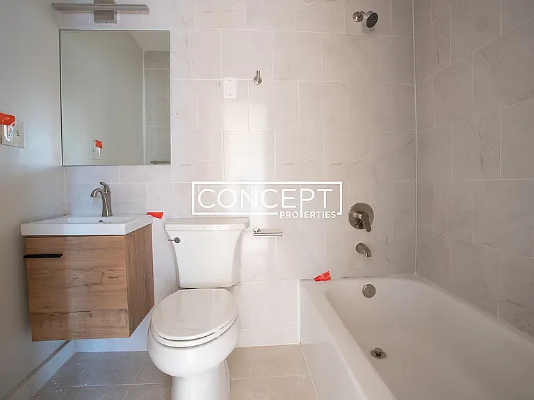 18 Fitzhenry Sq #3 — Photo 8