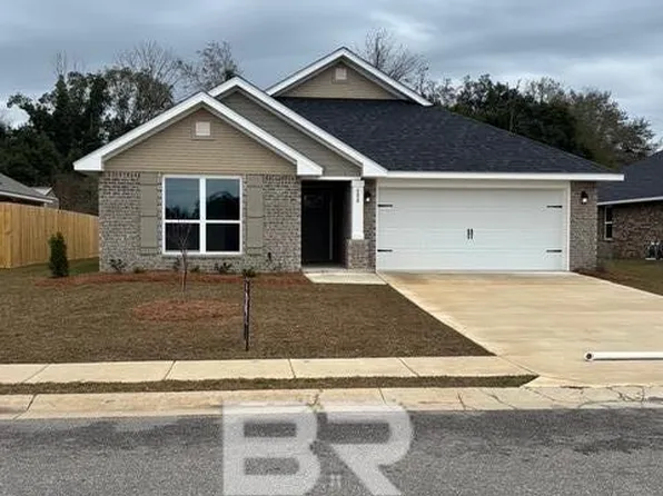 688 Mayflower Dr, Foley, AL 36535