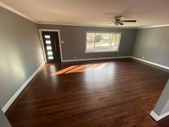 4th image of 1633 Black Hawk Ln