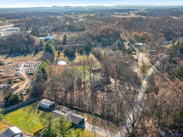 215 Meade Springs Rd, Brandenburg, KY 40108