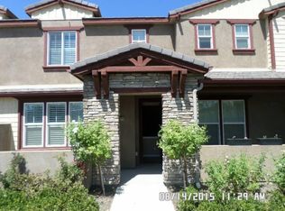 28524 Pietro Dr, Santa Clarita, CA 91354