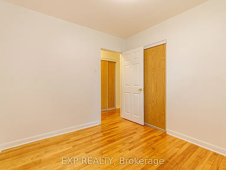2097 Kingsley Rd — Photo 15