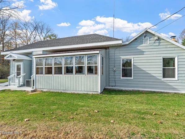 65 County Route 70, Stillwater, NY 12170