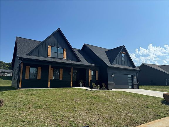 2nd image of 3630 Stone Meadow Dr
