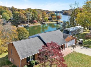 2228 Thomason Ln, Goodview, VA 24095