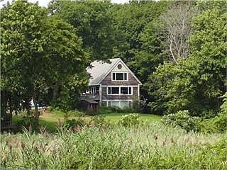 2nd image of 33 Buena Vista Rd