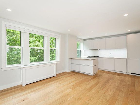 5th image of 123 Highland Ave APT 48