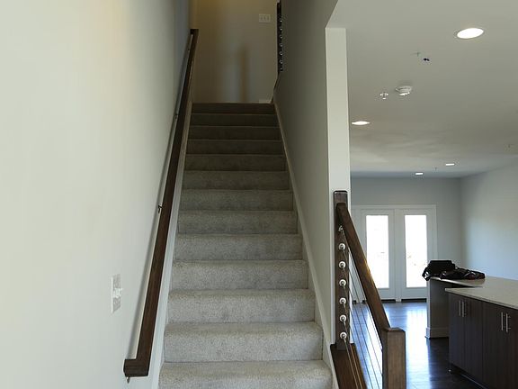 2nd image of 1416 Piccard Dr