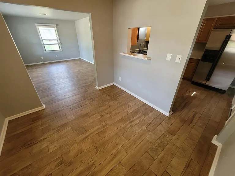 112 W Steed Dr — Photo 7