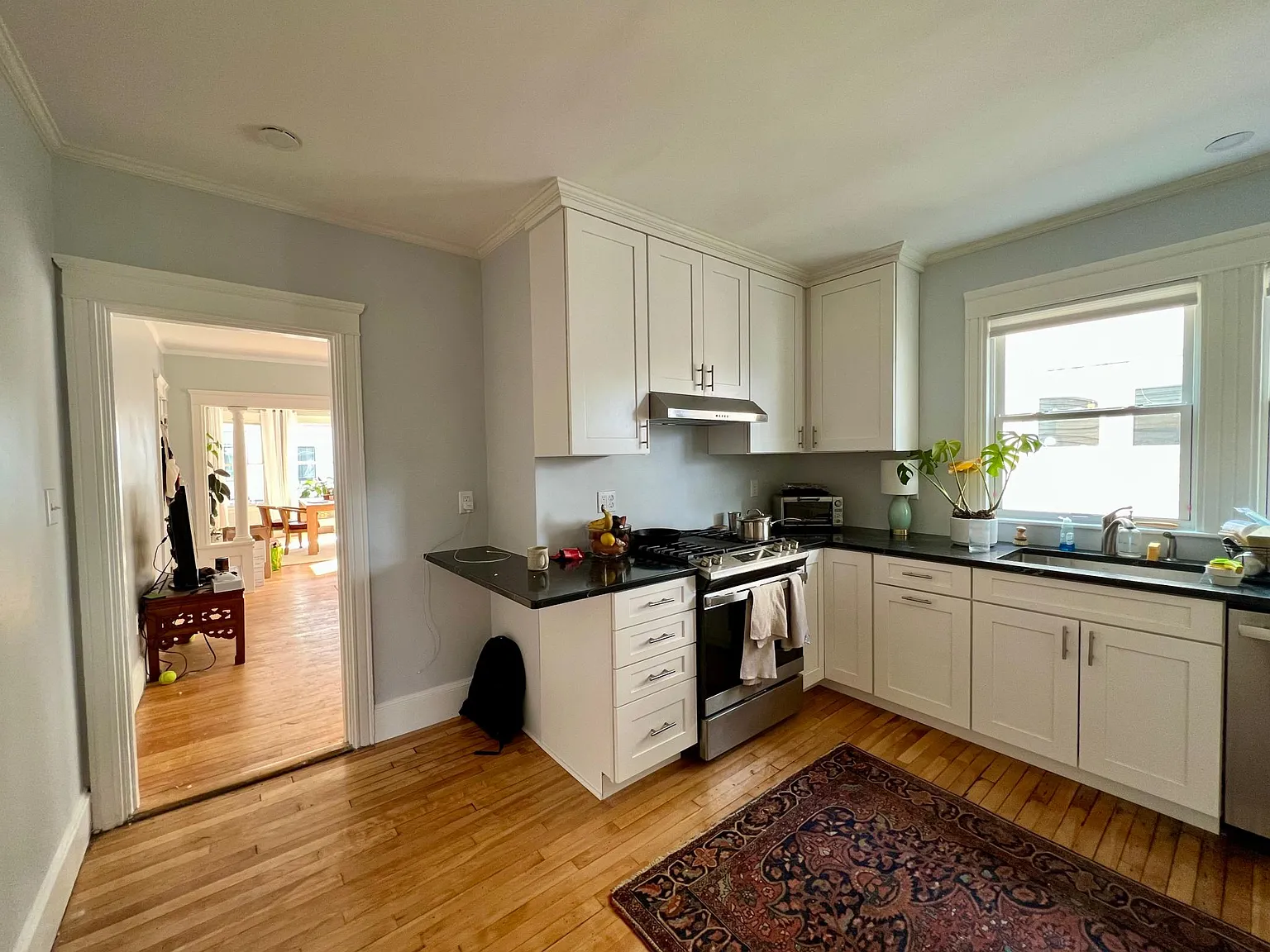2 bed, 1300 sqft, $2,750 — Photo 2