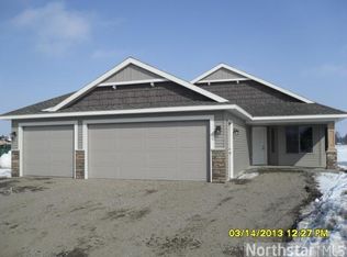 200 Glenview Loop, Saint Cloud, MN 56303