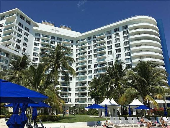 5th image of 5151 Collins Ave #15