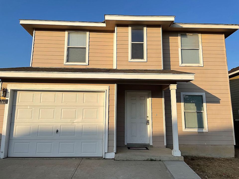 1st image of 17401 College Port Dr