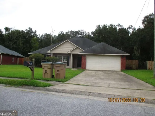 166 Gloucester Dr, Midway, GA 31320