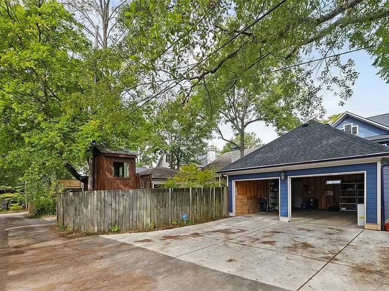 120 Park Pl — Photo 32