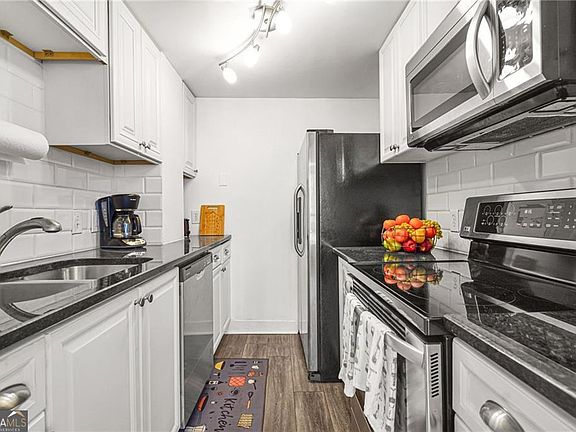 5th image of 1280 W Peachtree St NW APT 1802