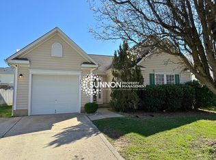 110 Hartine Ct, Mooresville, NC 28115