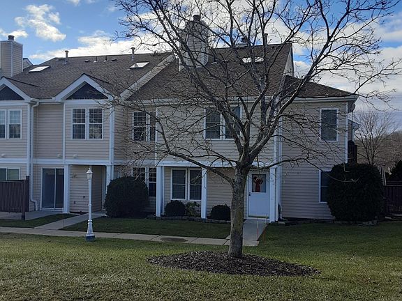 2nd image of 3424 Whispering Hills Dr #3424