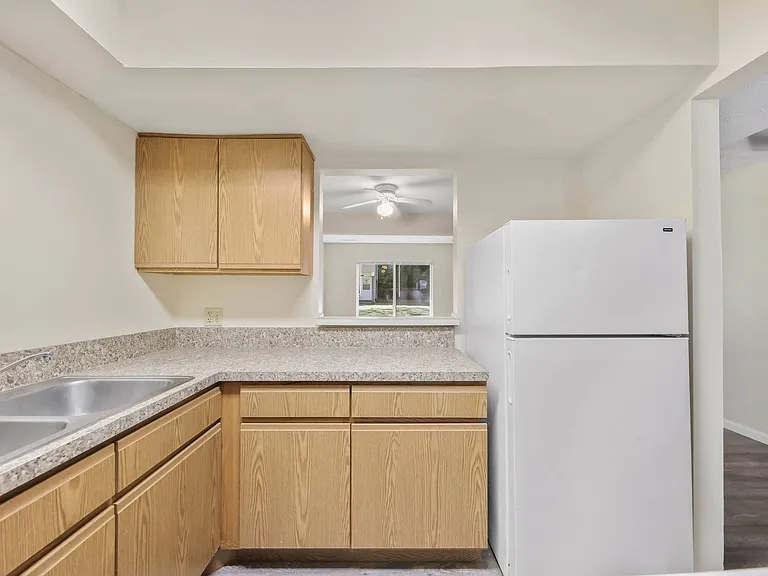 Indian Valley Apartments — Photo 15