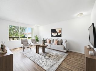 3413 135th Ave NW, Edmonton, AB T5A2V6