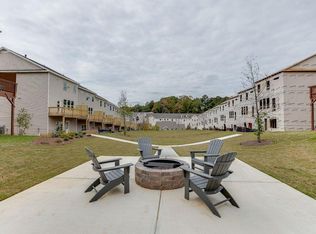 1394 Live Oak Ln, Atlanta, GA 30319