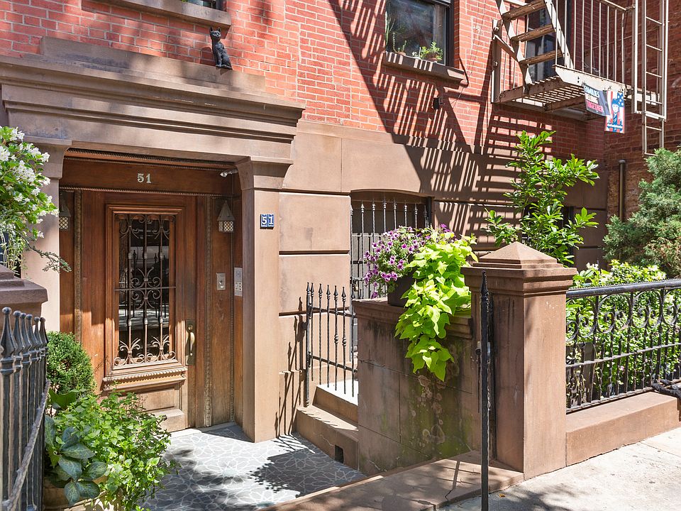 1st image of 51 E 7th St APT 1
