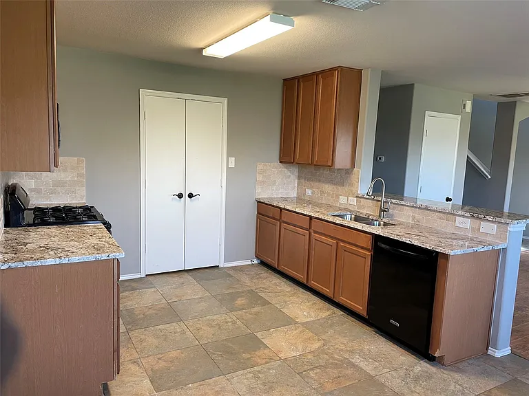 9331 Norwood Trails Dr — Photo 11