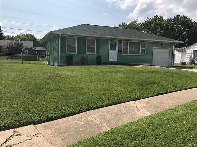 1st image of 2802 Dogwood Dr