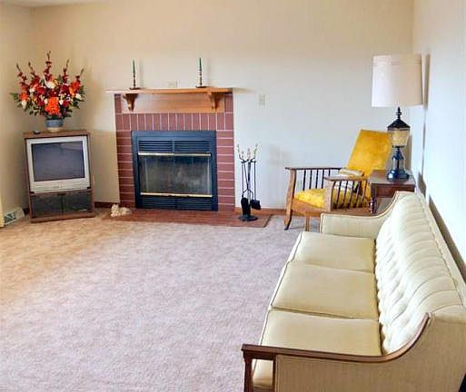 5th image of 102 Kathryn Ct