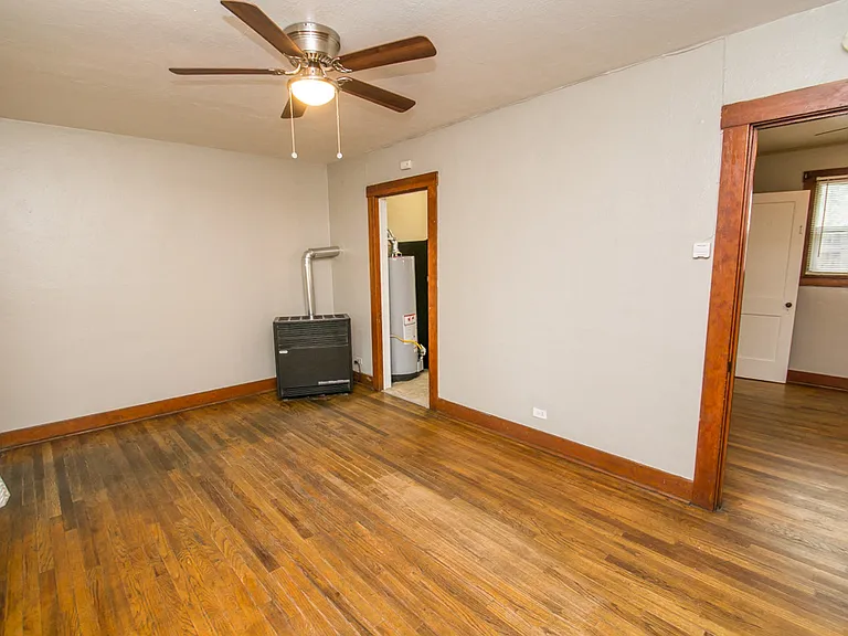 285 Zenobia Street — Photo 10