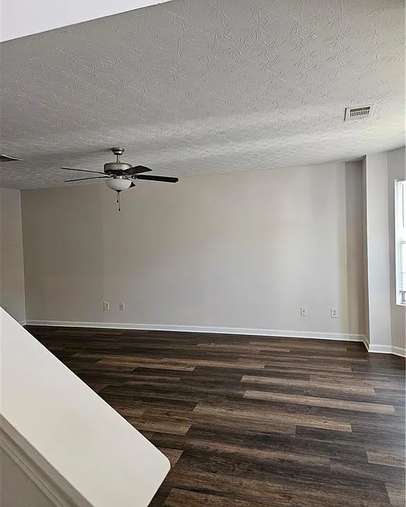 1210 Labonte Pkwy
