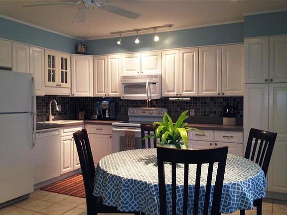 4th image of 6170 Wasigo Dr