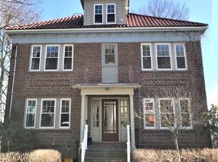 59 Algonquin Rd #59, Chestnut Hill, MA 02467