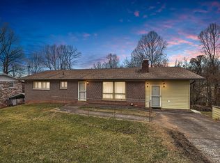 453 Merman Rd, Kingsport, TN 37663