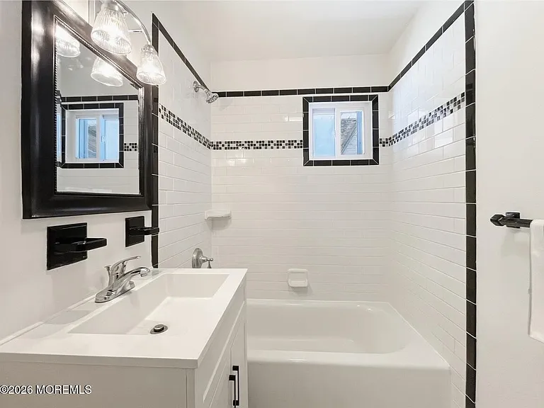 1813 Capstan Dr — Photo 16
