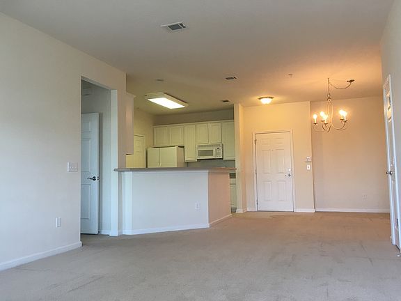 5th image of 13364 Beach Blvd Unit 1032