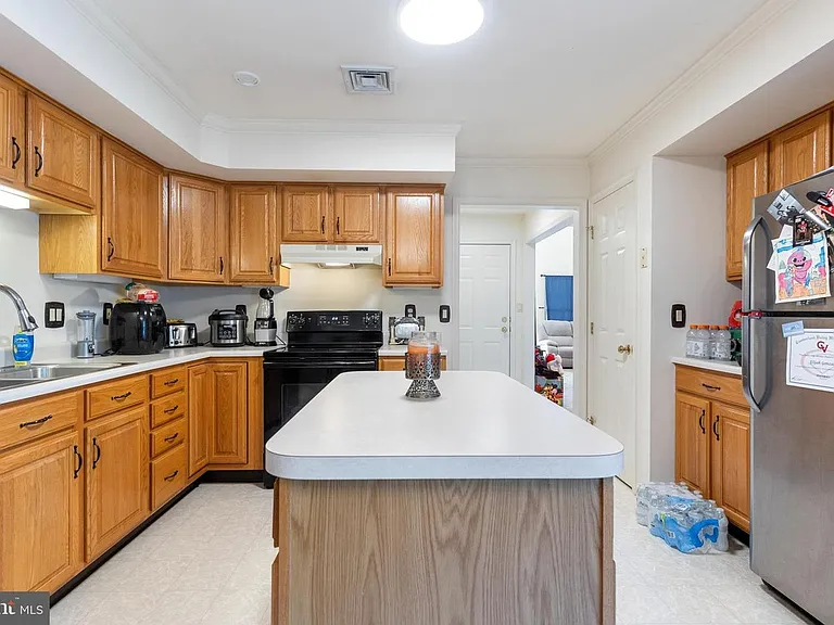 16 Ashburg Dr — Photo 11