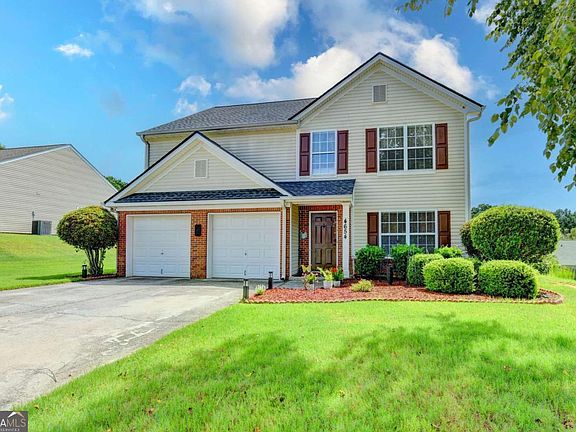 3rd image of 4654 Pine Isle Way