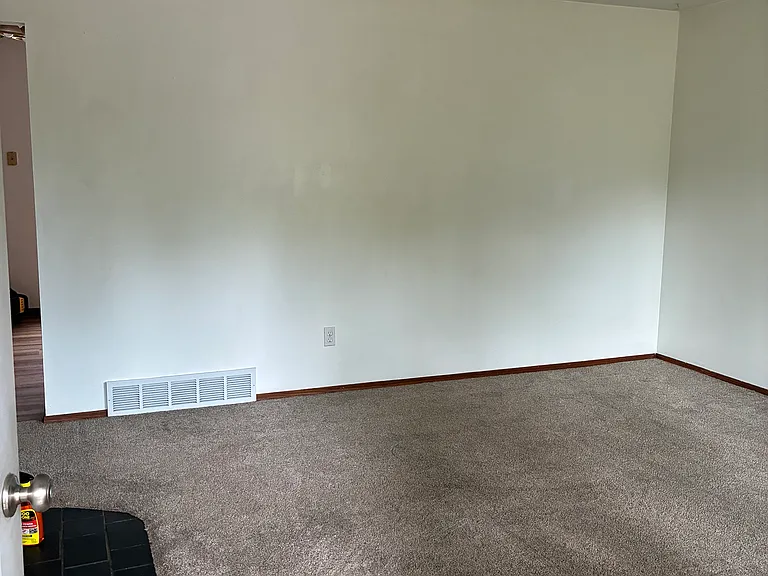 9219 Wagonwheel Dr — Photo 4