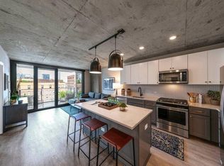 666 N Orleans St, Chicago, IL 60654