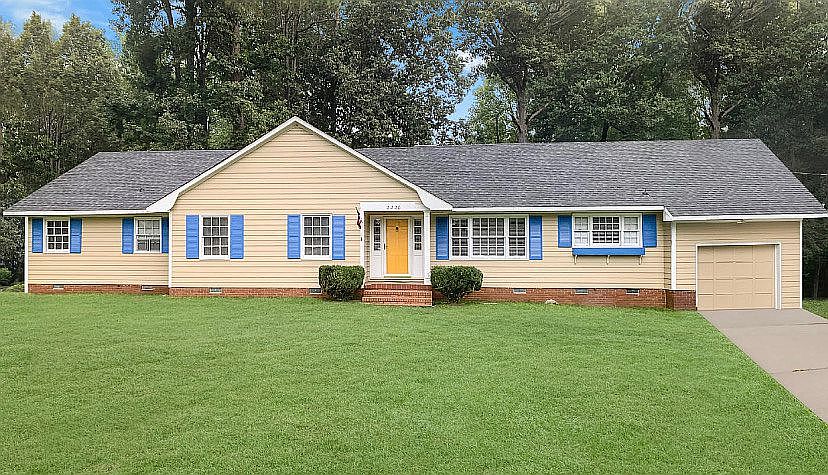1st image of 2220 Stallings Dr