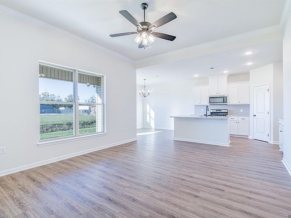 4th image of 2469 Woodland Ct