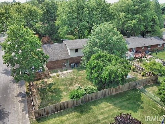 2nd image of 5444 Park Dr