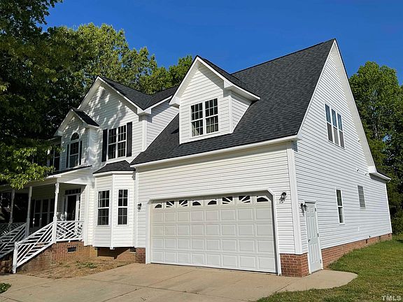 3rd image of 112 Worthington Ct