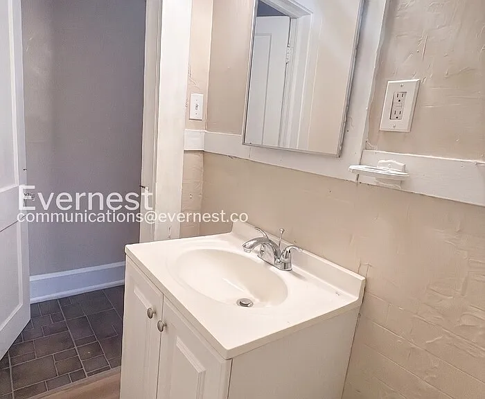 2304 22nd St SW — Photo 21